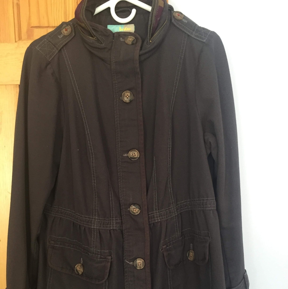Large Boden coat with flannel lining